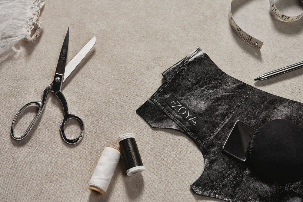 Picture of Fashion Designer's Toolbelt - black leather with tools like scissors 